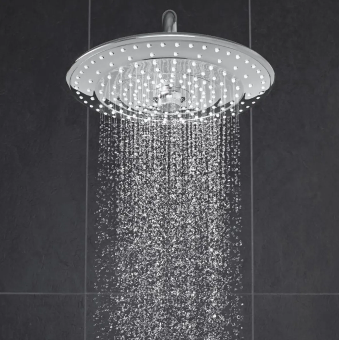 Set sistem de duș cu montaj pe perete Grohe Euphoria System 260 cu baterie termostatică, duș fix și duș de mână (27296003)