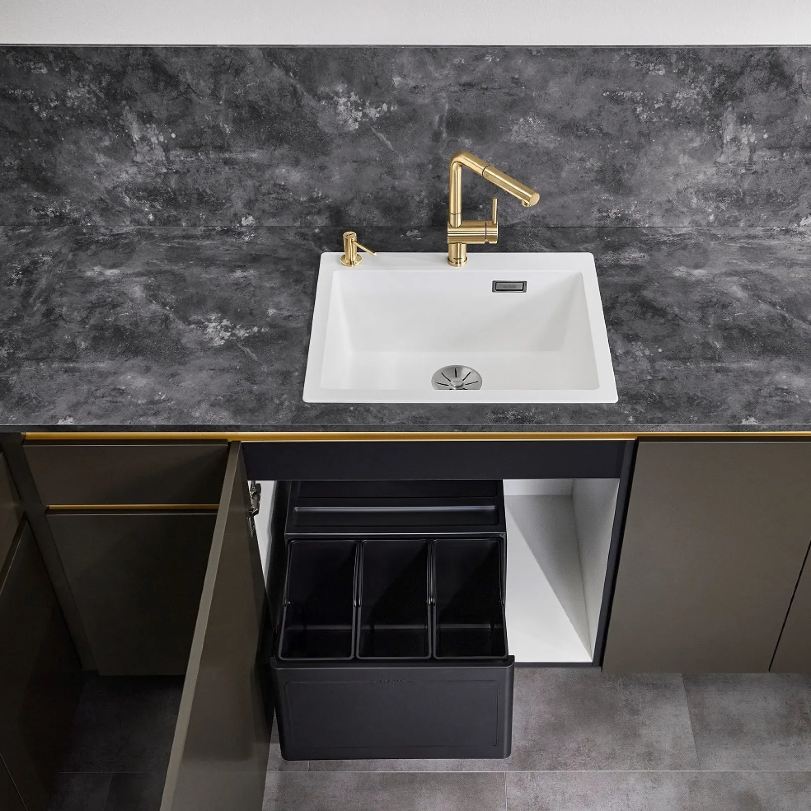 Baterie de bucătărie Blanco Linus-S RH HP (Satin Gold), presiune înaltă, cu pipă extractibilă