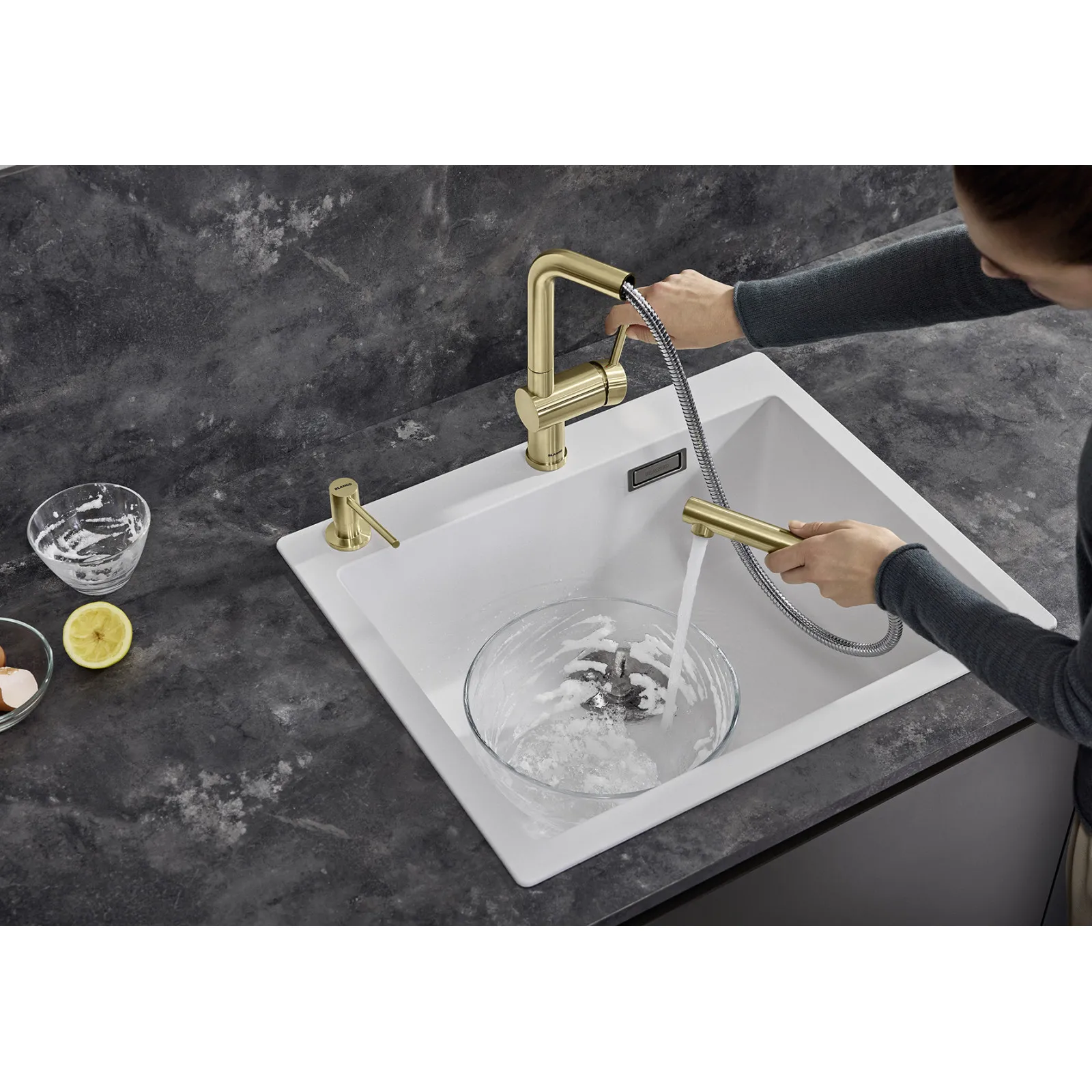Baterie de bucătărie Blanco Linus-S RH HP (Satin Gold), presiune înaltă, cu pipă extractibilă